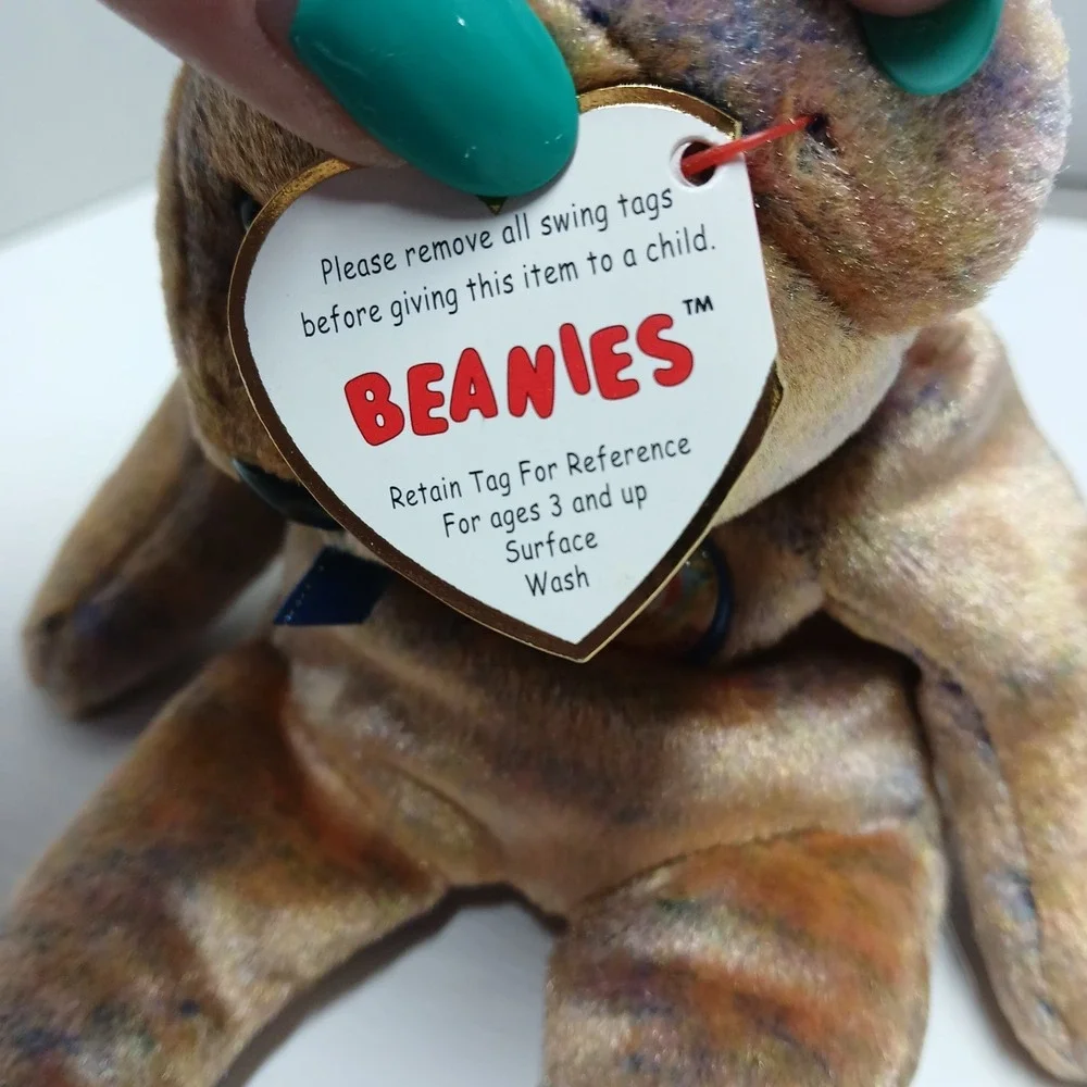 Ty Beanie Baby Clubby III Bear Collector's Club brown freckled w/blue badge 2000